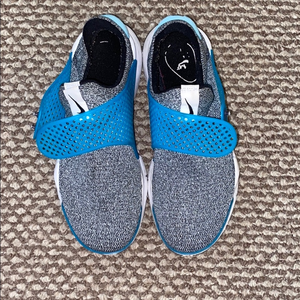 Nike presto shoes